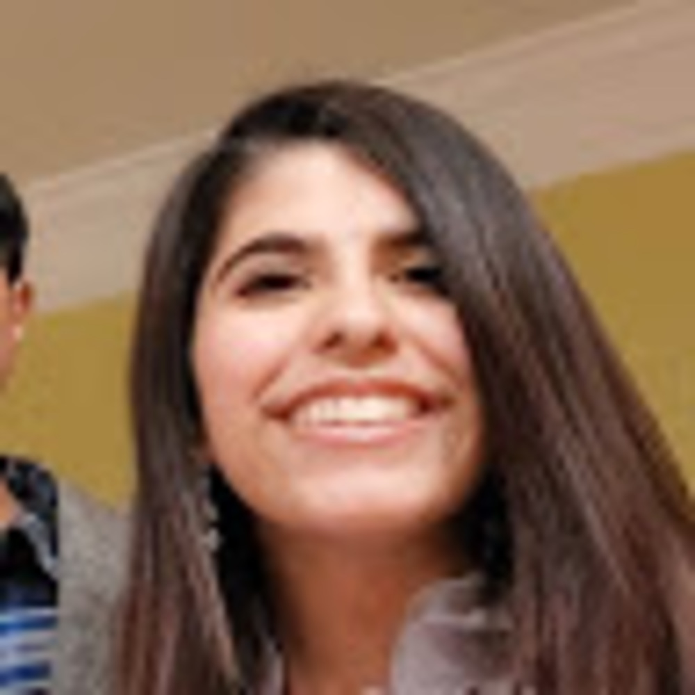 Meet your Posher, Mia